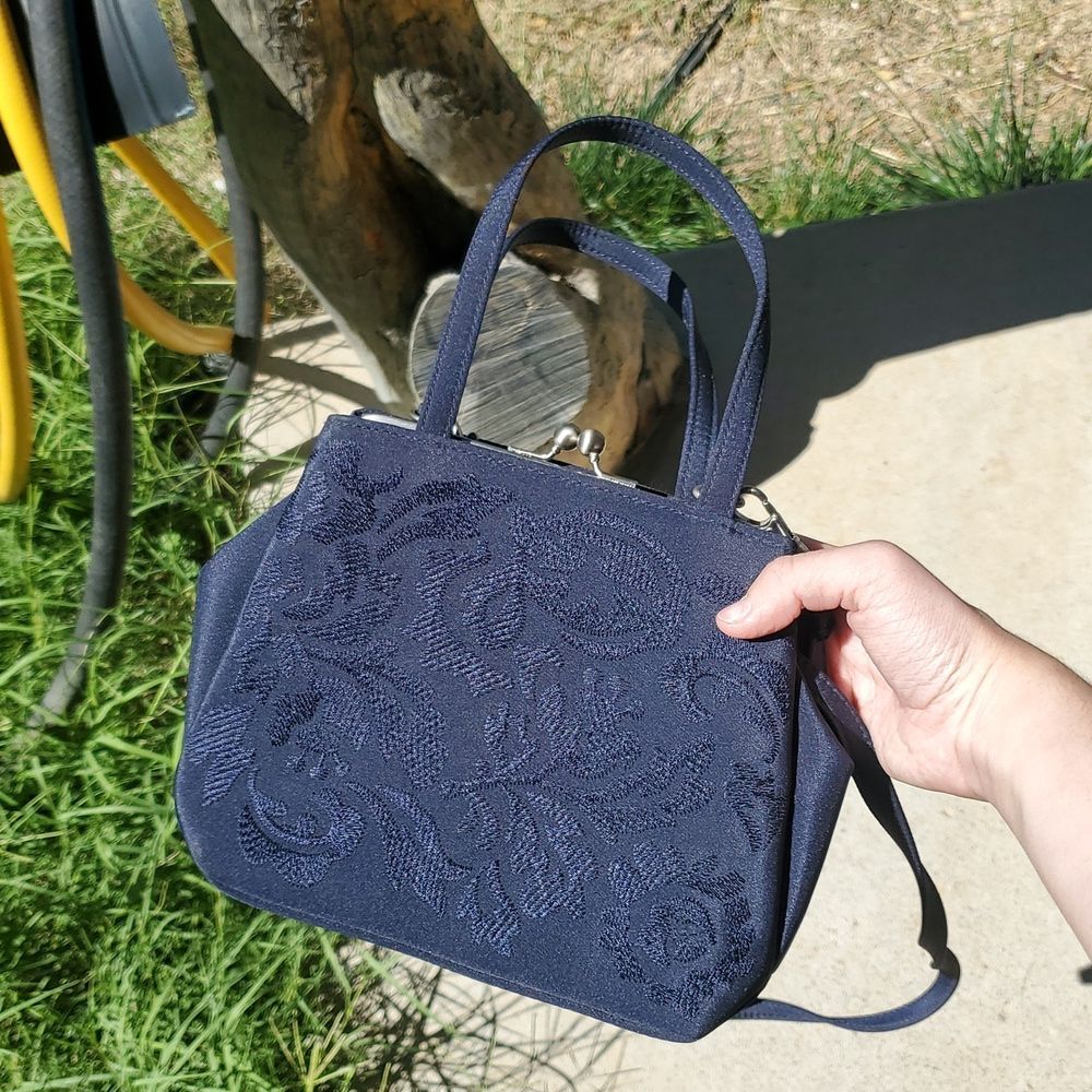 Franklin and Johnnie  Navy Blue Embossed Floral Big Coin Purse